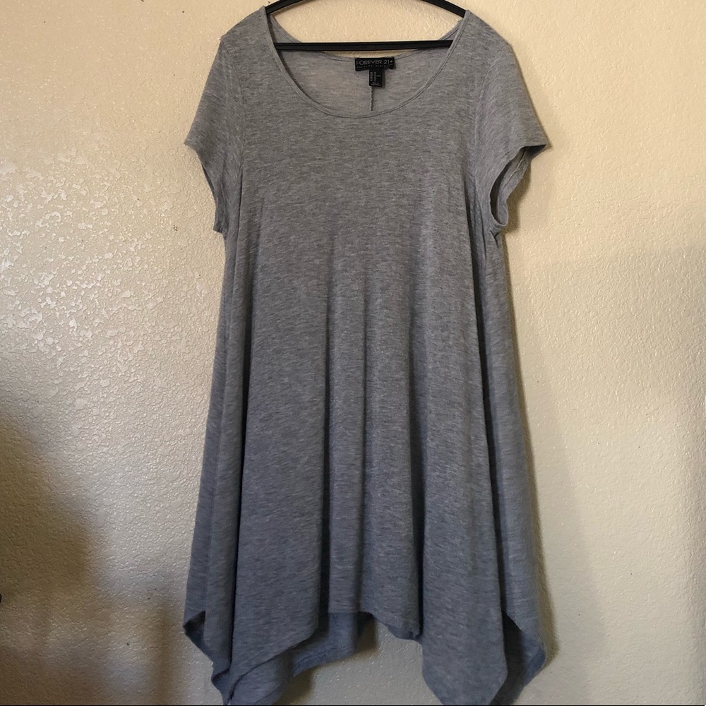 Forever21 2X Gray Short-Sleeve Tunic